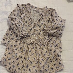 Floral suit - Cream and Blue